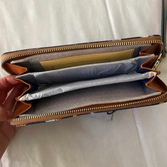 DOONEY & BOURKE Disney 50th Anniversary Wristlet - Picture 3 of 5